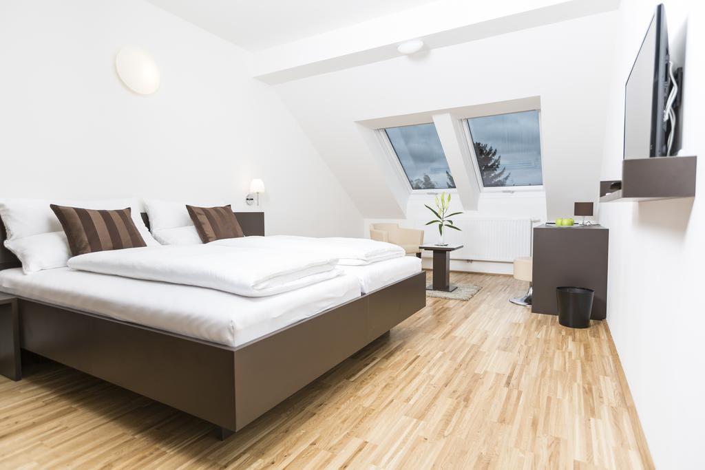 Gaestezimmer By Joechlinger Gerasdorf bei Wien Δωμάτιο φωτογραφία